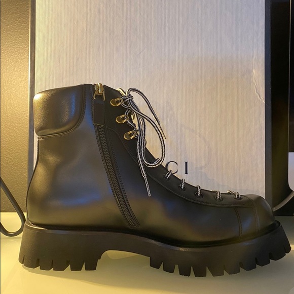 COPY - Gucci Boots - Picture 3 of 5